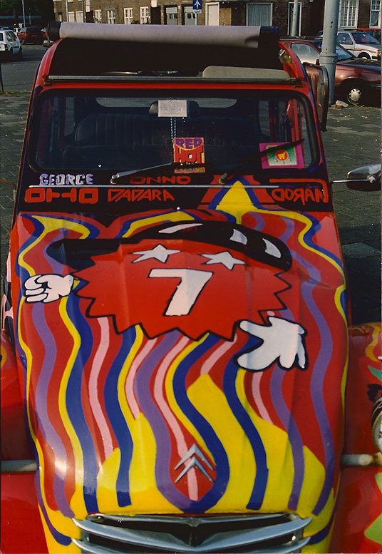 Art Car 2 CV par Doran McGee