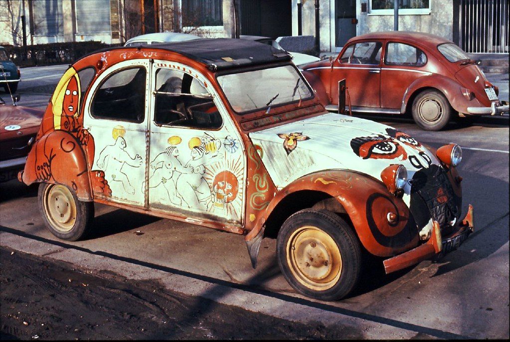 2 CV art car
