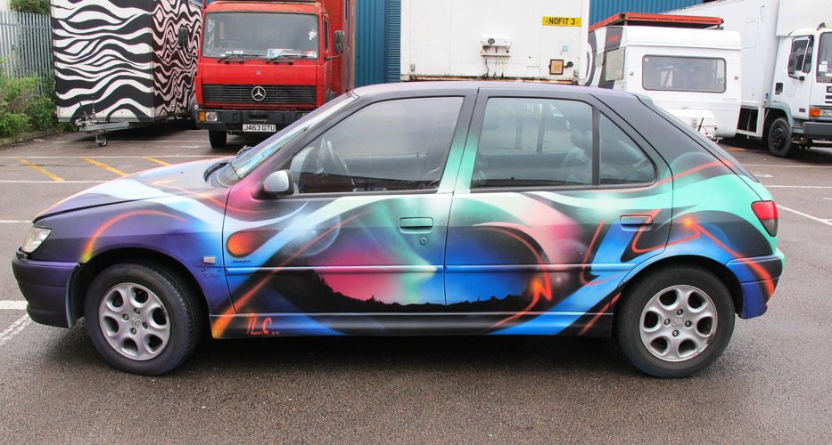 Art Car Peugeot 306 par Peaceful Progress