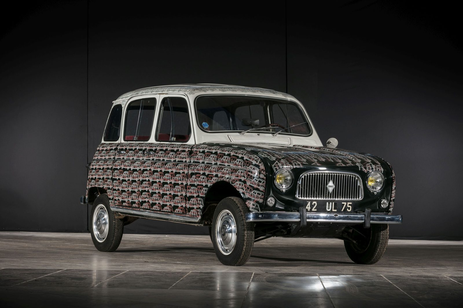 Renault 4 par Arman