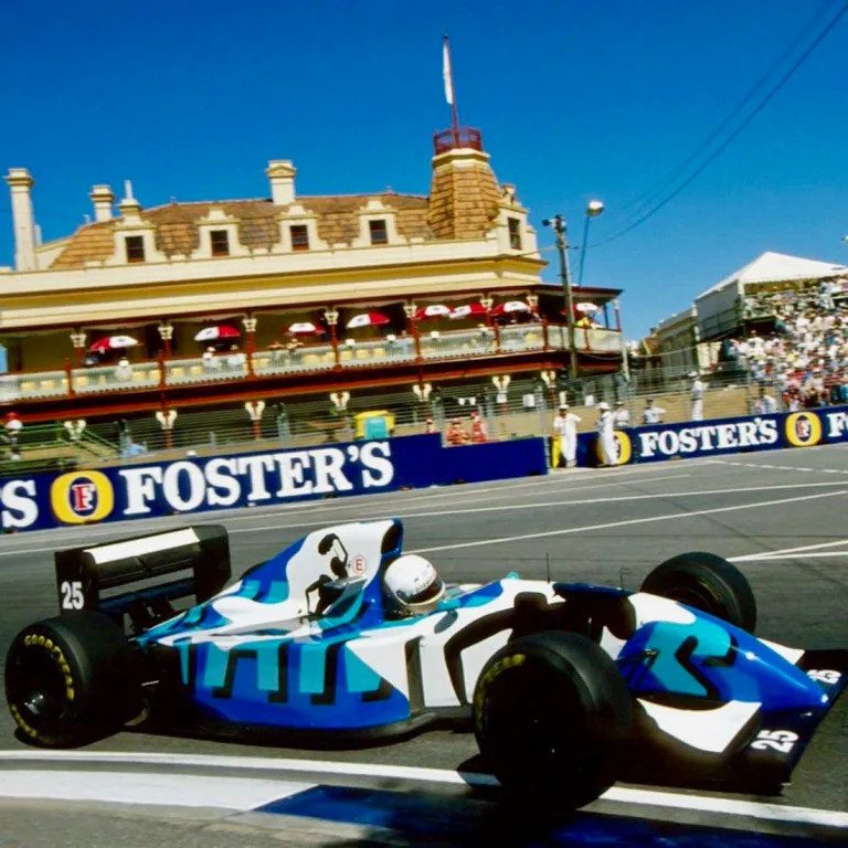 F1 Ligier par Hugo Pratt