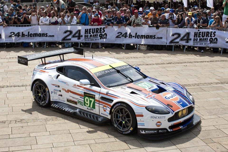 V12 Vantage GT3 art car