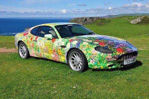 Aston Martin à Tintagel