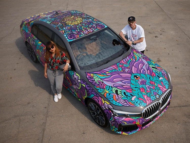 BMW S