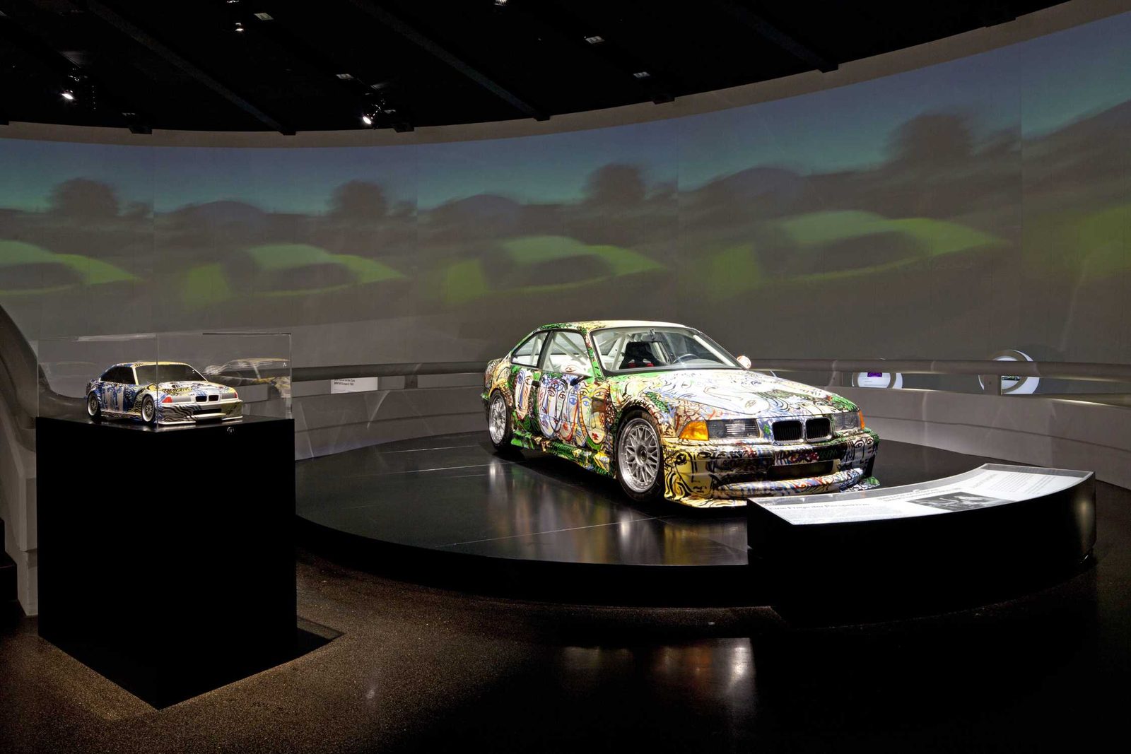 BMW Touring racer par Sandro Chia