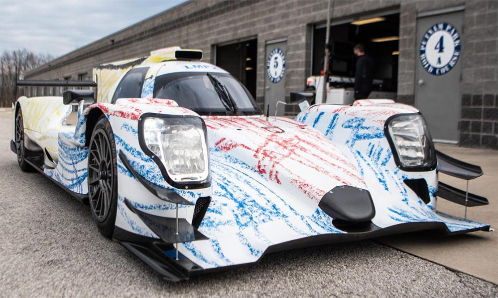 Un jeune fan canadien dessine la livrée d'une Era Motorsport Oreca