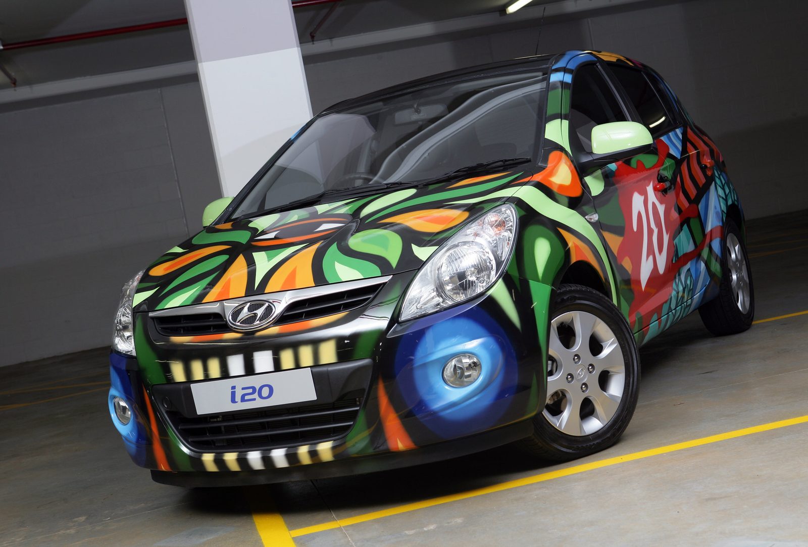 Hyundai i20 art car