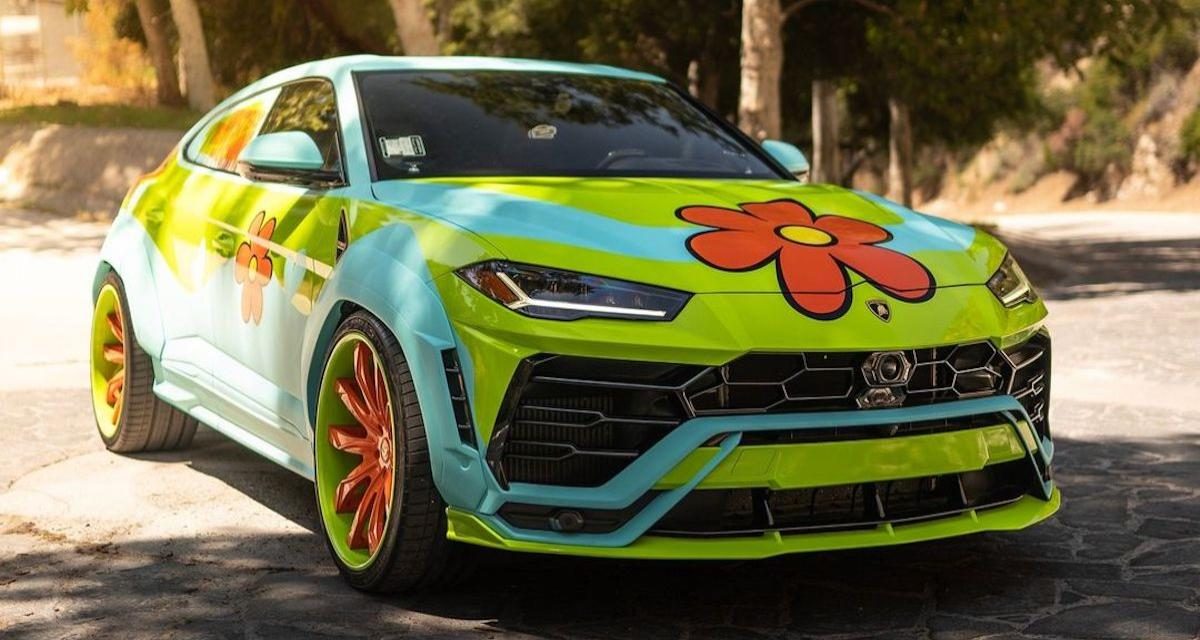 Lamborghini Urus Mystery Machine