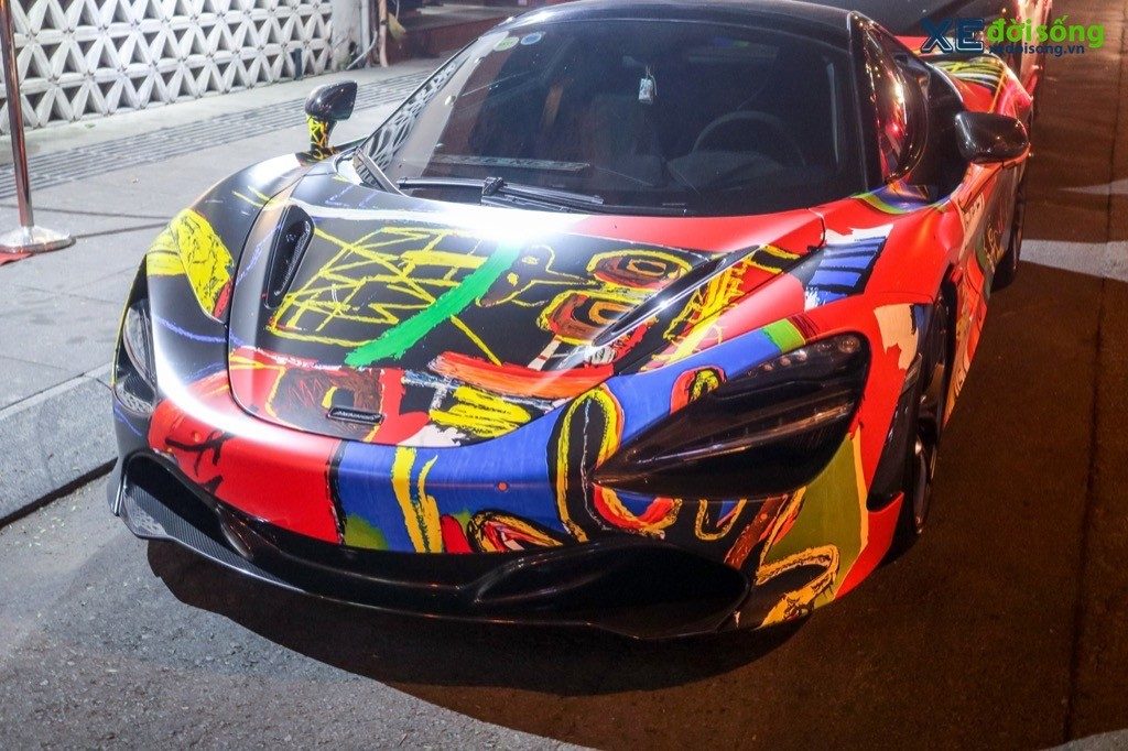 McLaren 720S Spider Basquiat