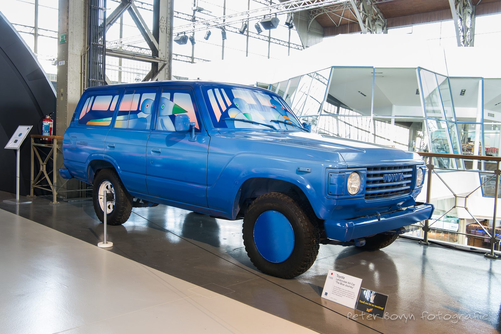 Toyota Land Cruiser par Jean-Michel Folon