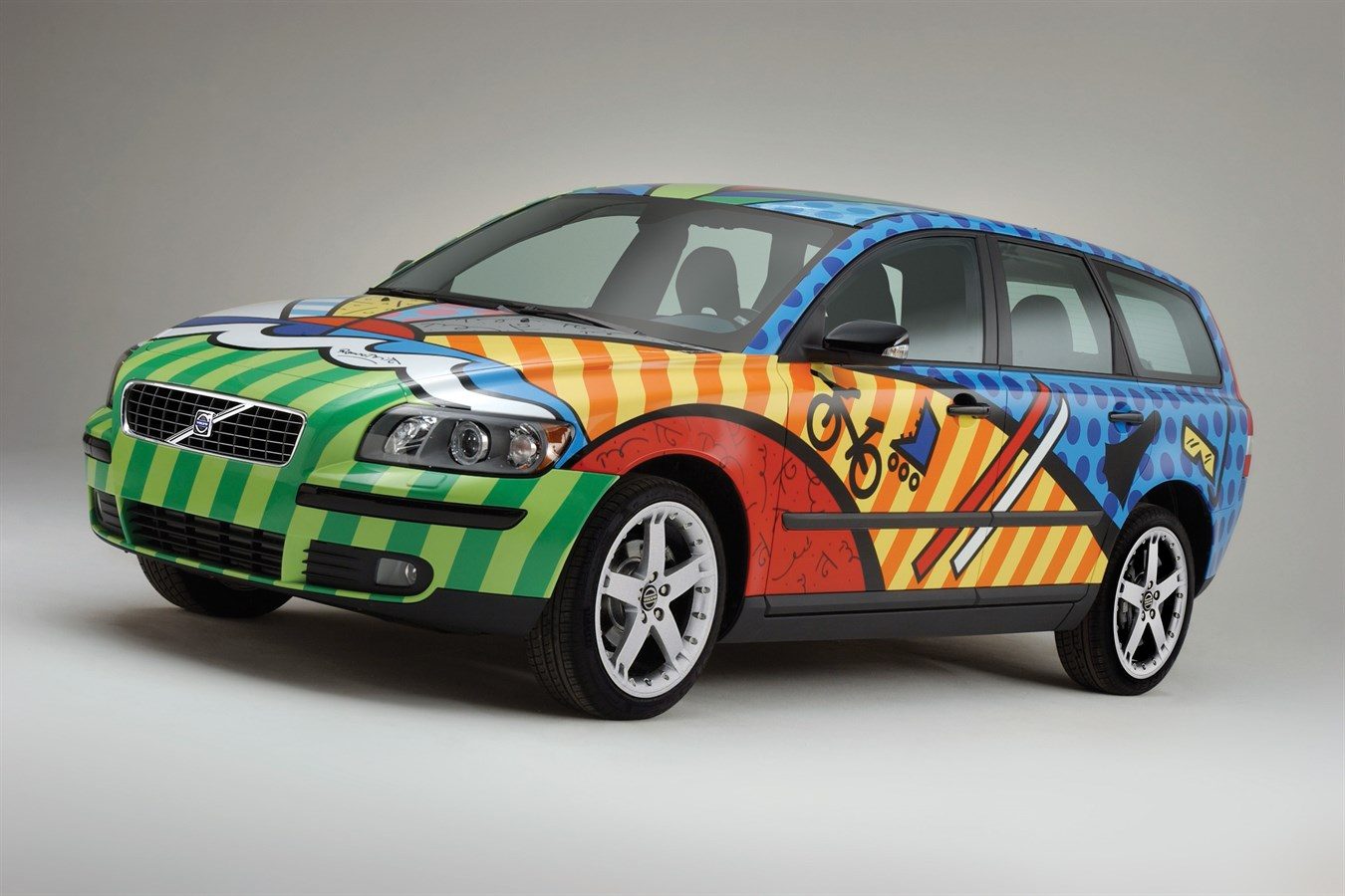 Volvo V50 par Romero Britto