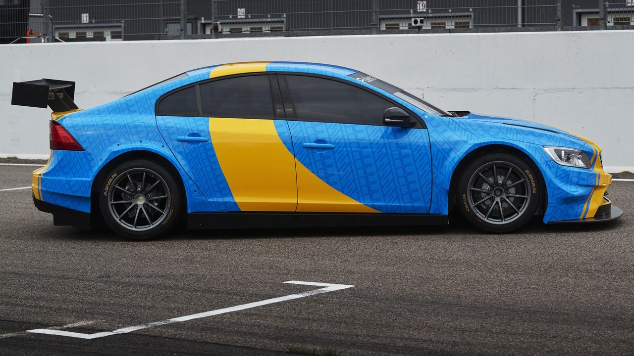 Volvo S60 Polestar par Bernadotte & Kylberg